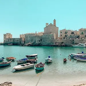 https://giovinazzo-suite-pavone-griffi.barihotels.org